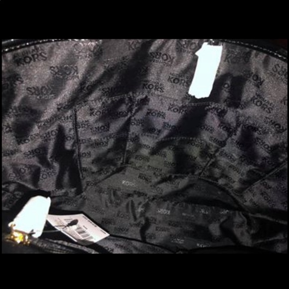 Sold - Picture 4 of 4